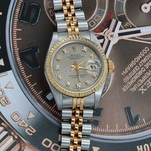 Carica l'immagine nel visualizzatore di Gallery, Rolex Datejust Lady ref. 69173 Steel/Gold - Grey Millennary Diamonds Dial - Jubilee
