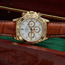Carregar imagem no visualizador da galeria, Rolex Daytona ref. 16518 - White Dial - Full Set
