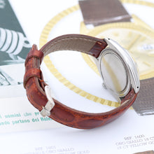 Cargar imagen en el visor de la galería, Rolex Precision ref. 6694 - Champagne Dial with Golden Indexes - Leather Strap
