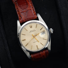 Cargar imagen en el visor de la galería, Rolex Precision ref. 6694 - Champagne Dial with Golden Indexes - Leather Strap
