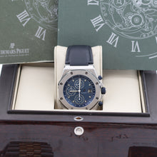 Cargar imagen en el visor de la galería, Audemars Piguet Royal Oak Offshore ref. 25770ST Blue dial - Full Set
