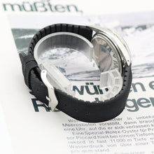 Załaduj obraz do przeglądarki galerii, Rolex Datejust 36 ref. 1603 - Silver Dial - Strap
