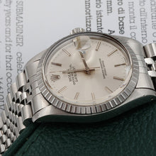 Cargar imagen en el visor de la galería, Rolex Datejust ref. 16030 - Jubilee Bracelet - Silver Dial V V
