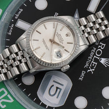 Cargar imagen en el visor de la galería, Rolex Datejust ref. 16030 - Jubilee Bracelet - Silver Dial V V
