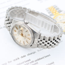 Cargar imagen en el visor de la galería, Rolex Datejust ref. 16030 Silver Dial with Golden indexes- Jubilee - Full Set
