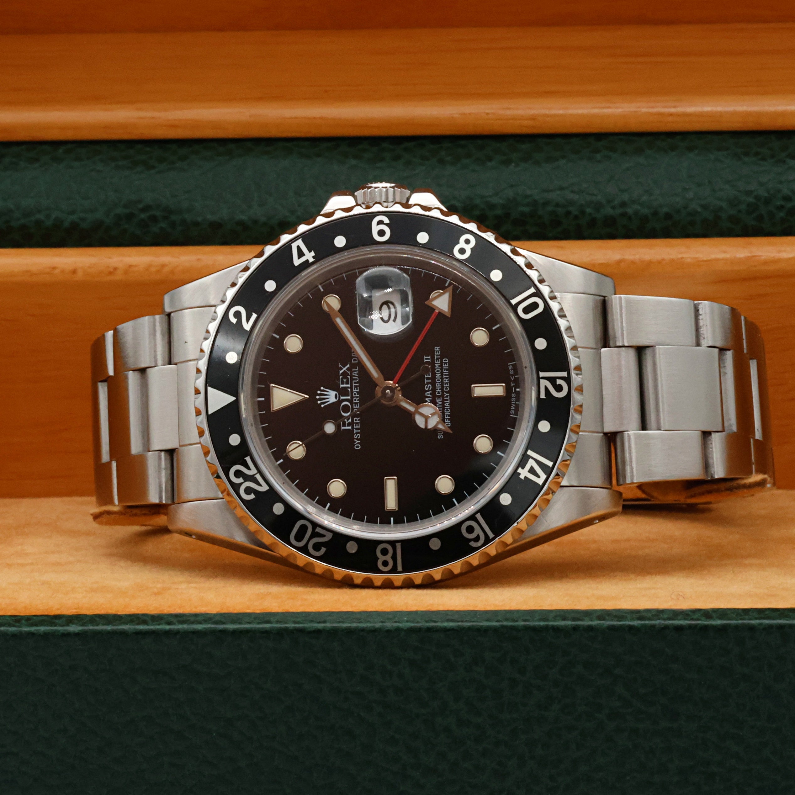 Rolex GMT Master II 16710 - Pepsi Bezel "Tritium" Dial - Oyster