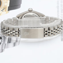 Carica l'immagine nel visualizzatore di Gallery, Rolex Lady-Datejust ref. 79174 - Salmon Arabic Dial - Jubilee bracelet
