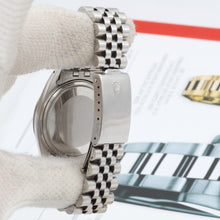 Carica l'immagine nel visualizzatore di Gallery, Rolex Datejust ref. 1603 - Silver Dial (V5) - Jubilee Bracelet
