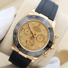 Carica l'immagine nel visualizzatore di Gallery, Rolex Daytona ref. 116518LN - Oysterflex - Champagne Dial with diamonds - Full Set
