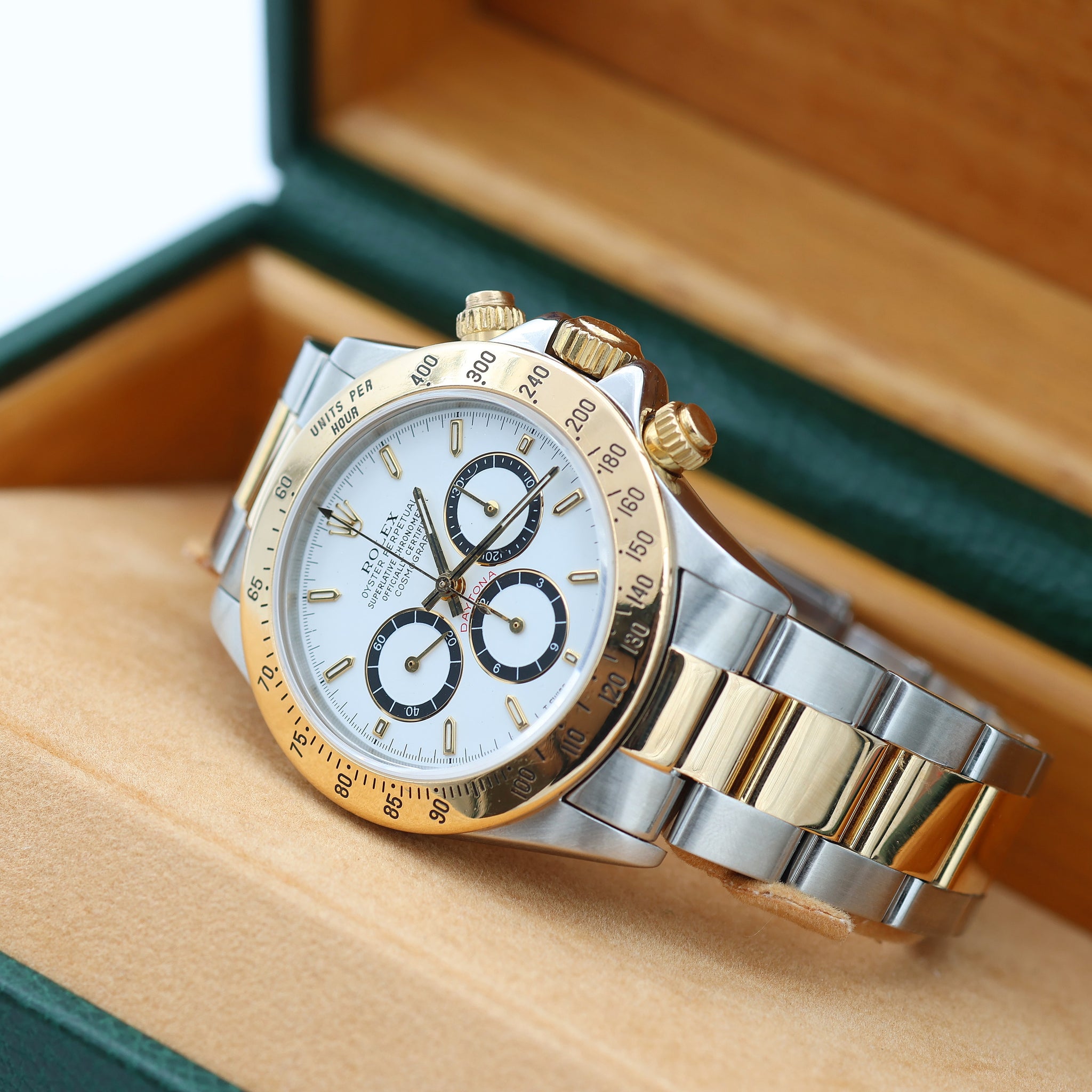 Rolex Daytona ref. 16523 - White Dial Black Subs – Debonar Watches