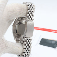 Bild in Galerie-Viewer laden, Rolex Datejust ref. 16030 - Jubilee Bracelet - Champagne Buckley Dial
