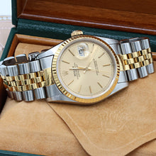 Bild in Galerie-Viewer laden, Rolex Datejust 36 ref. 16233 Champagne dial (V4) - Jubilee Bracelet - Full Set
