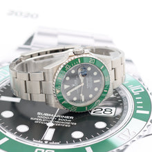 Załaduj obraz do przeglądarki galerii, Rolex Submariner Date ref. 126610LV - Full set
