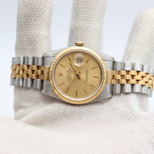 Bild in Galerie-Viewer laden, Rolex Datejust 36 ref. 16233 Champagne dial (V5) - Jubilee Bracelet - Full Set
