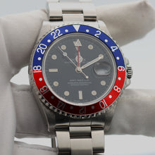 Charger l'image dans la galerie, Rolex GMT-Master ref. 16700 - Pepsi Bezel - Full Set
