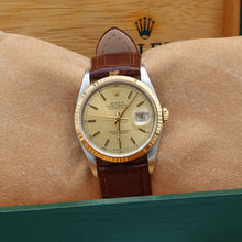 Carica l'immagine nel visualizzatore di Gallery, Rolex Datejust 36 ref. 16233 Champagne dial - Leather Strap - Full Set
