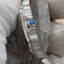 Load image into Gallery viewer, Cartier Santos ref. WSSA0082 - SIlver Roman Dial - Full Set
