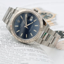 Carica l'immagine nel visualizzatore di Gallery, Rolex Datejust ref. 126334 Blue Dial Oyster bracelet - Full Set
