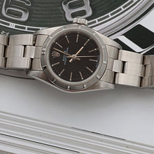 Cargar imagen en el visor de la galería, Rolex Oyster Perpetual ref. 67230 - Black Dial - Oyster Bracelet
