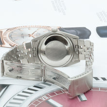 Indlæs billede til gallerivisning Rolex Datejust ref. 16030 - Jubilee Bracelet - Silver Dial V VI
