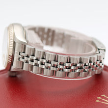 Cargar imagen en el visor de la galería, Rolex Lady-Datejust ref. 69174 - White Roman Small (Lines) Dial Jubilee bracelet - Full Set
