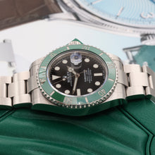 Load image into Gallery viewer, ON SALE: Rolex Submariner Date ref. 126610LV - Full set
