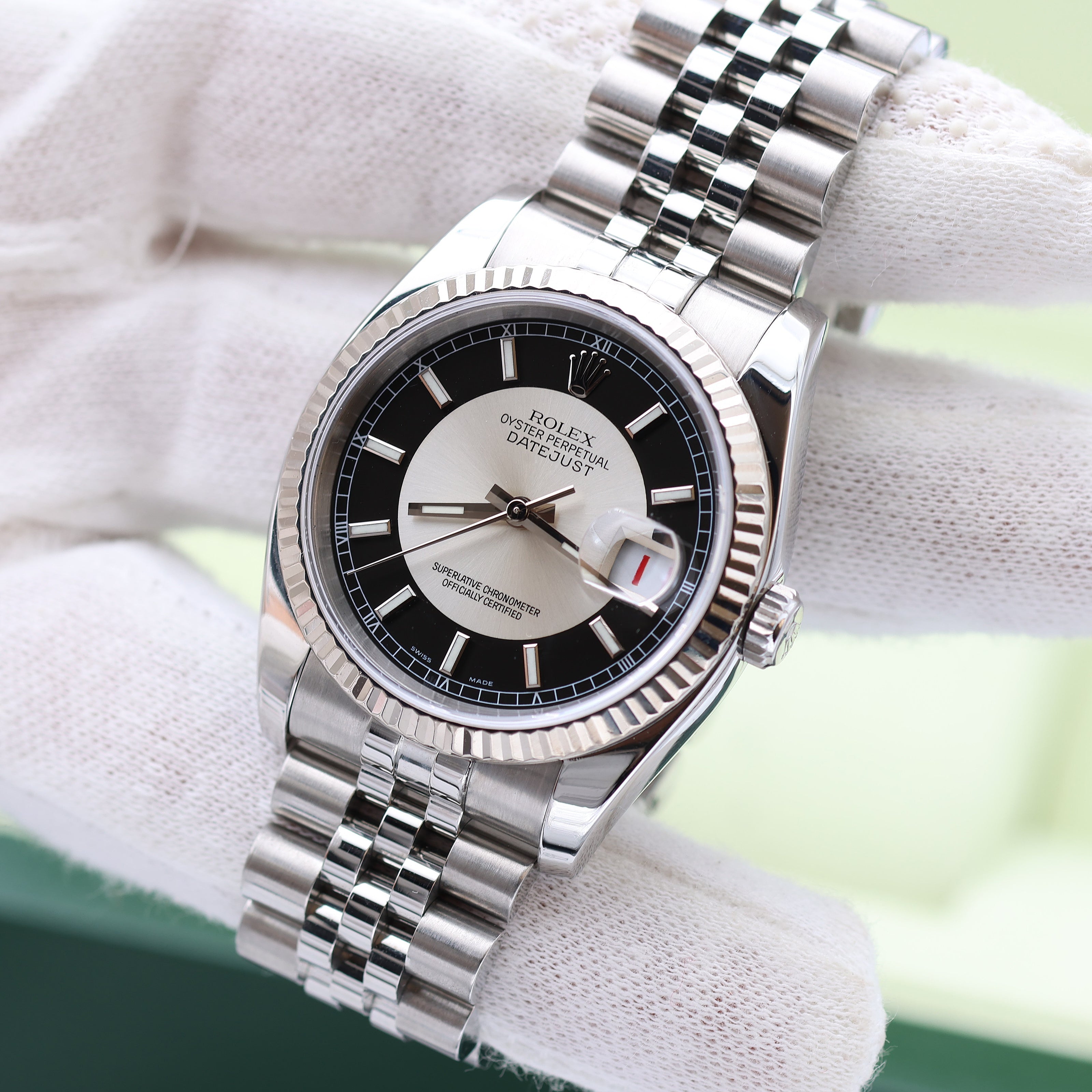 Rolex Datejust ref. 116234 Tuxedo (Silver/Black) Dial - Jubilee - Full Set