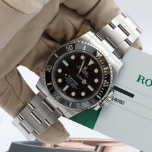 Załaduj obraz do przeglądarki galerii, ON SALE: Rolex Submariner No Date ref. 114060 Oyster bracelet - Full Set
