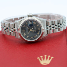 Załaduj obraz do przeglądarki galerii, Rolex Lady-Datejust ref. 69174 - Blue Roman Dial Jubilee bracelet - Full Set
