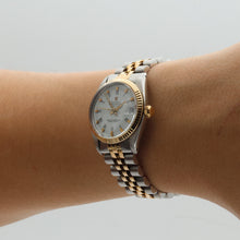 Load image into Gallery viewer, Rolex Datejust 31 ref. 6827 White Roman Dial - Jubilee bracelet
