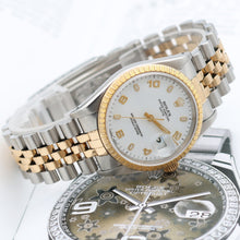 Cargar imagen en el visor de la galería, Rolex Oyster Perpetual Date ref. 15223 White Arabic Dial - Jubilee Bracelet
