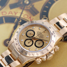 Załaduj obraz do przeglądarki galerii, Rolex Daytona 16528 - Champagne Diamonds Dial
