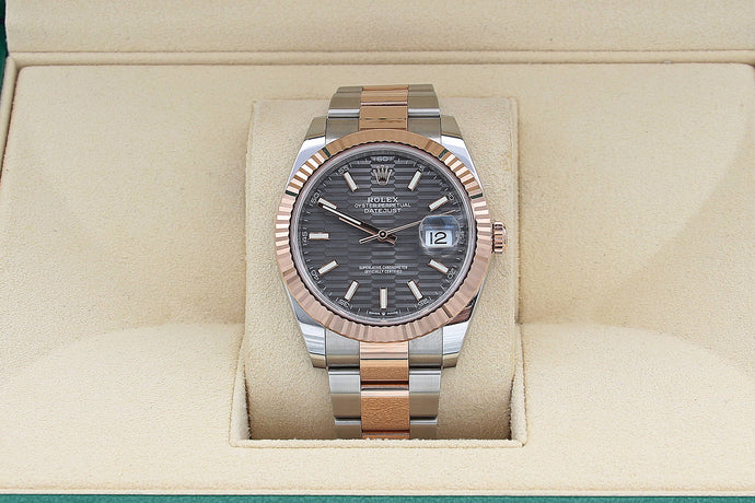 Rolex Datejust ref. 126331 Grey Motif dial Rose Gold / Steel - Oyster bracelet