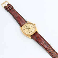 Load image into Gallery viewer, Rolex Day-Date ref. 1803 Champagne dial 18K Gold - Full Set
