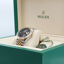 Cargar imagen en el visor de la galería, Rolex Datejust ref. 126333 Wimbledon Dial Jubilee bracelet - Full Set
