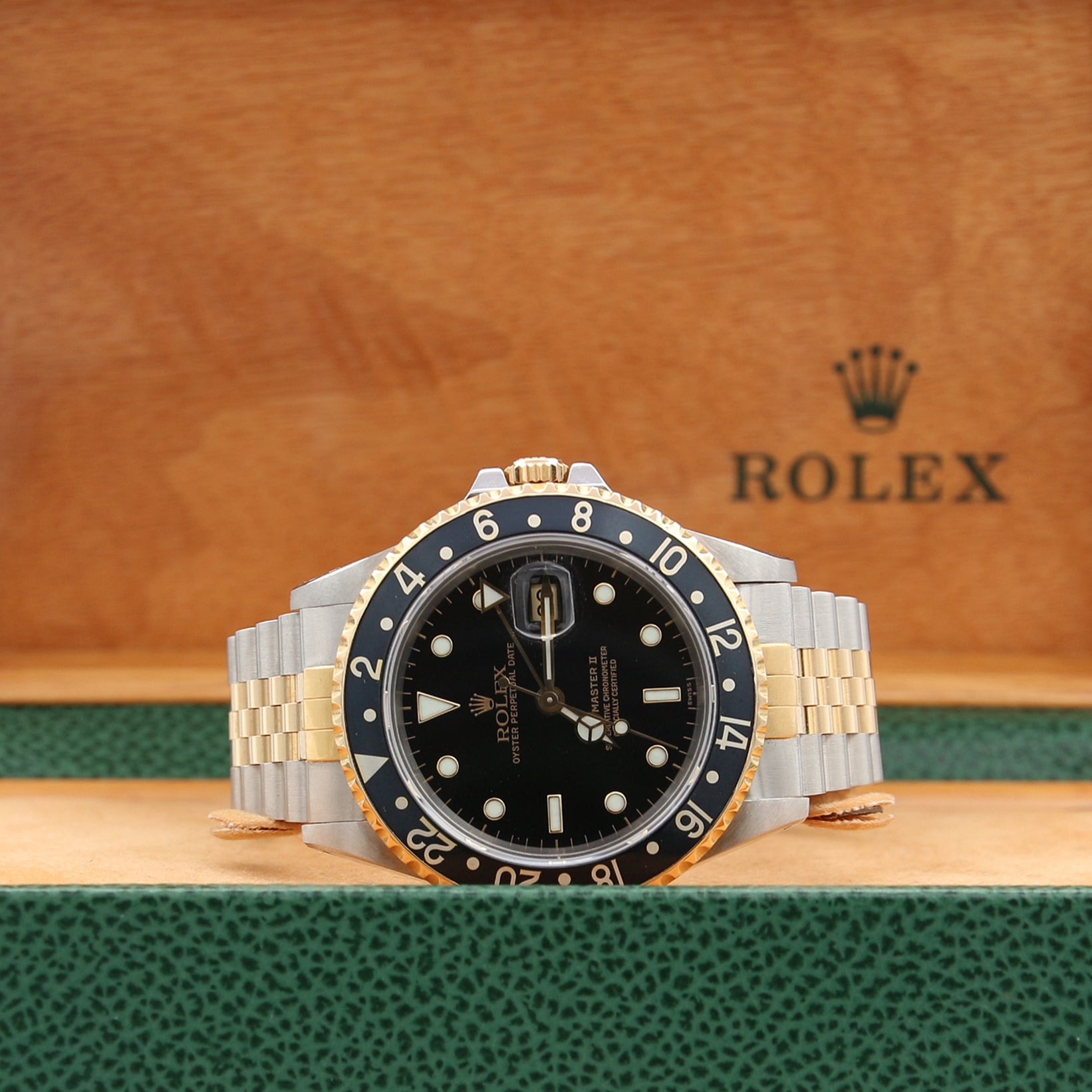 ON SALE: Rolex GMT-Master II 16713 Jubilee bracelet – Debonar