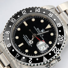Załaduj obraz do przeglądarki galerii, Rolex GMT-Master ref. 16700 - Black Bezel
