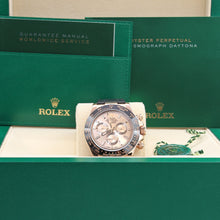 Załaduj obraz do przeglądarki galerii, Rolex Daytona ref. 116515 Sundust Dial with Baguette Diamonds - Full Set
