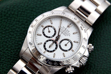 Załaduj obraz do przeglądarki galerii, Rolex Daytona ref. 16520 White Dial
