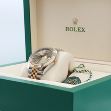 Bild in Galerie-Viewer laden, Rolex Datejust Ref. 126333 Champagner -Zifferblatt Jubiläumsarmband - Voller Set
