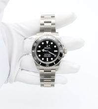 Load image into Gallery viewer, Rolex Submariner No Date 124060 - Black Dial - Full Set
