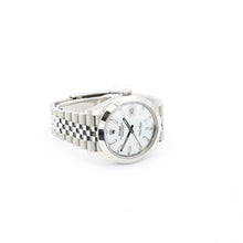 Load image into Gallery viewer, Rolex Datejust ref. 126300 White Dial Jubilee bracelet - Full Set
