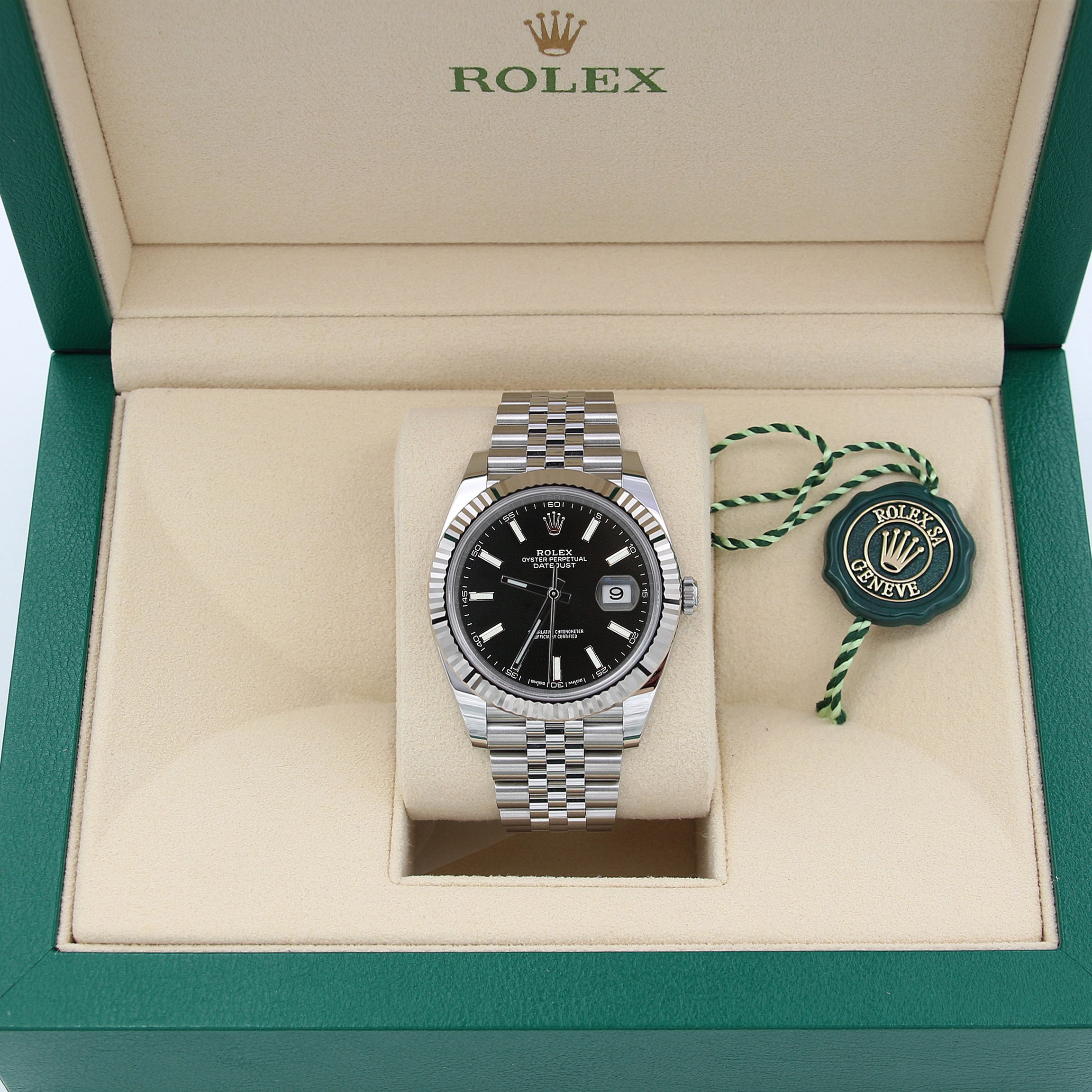 Rolex Datejust ref. 126334 Black Dial Jubilee bracelet - Full Set