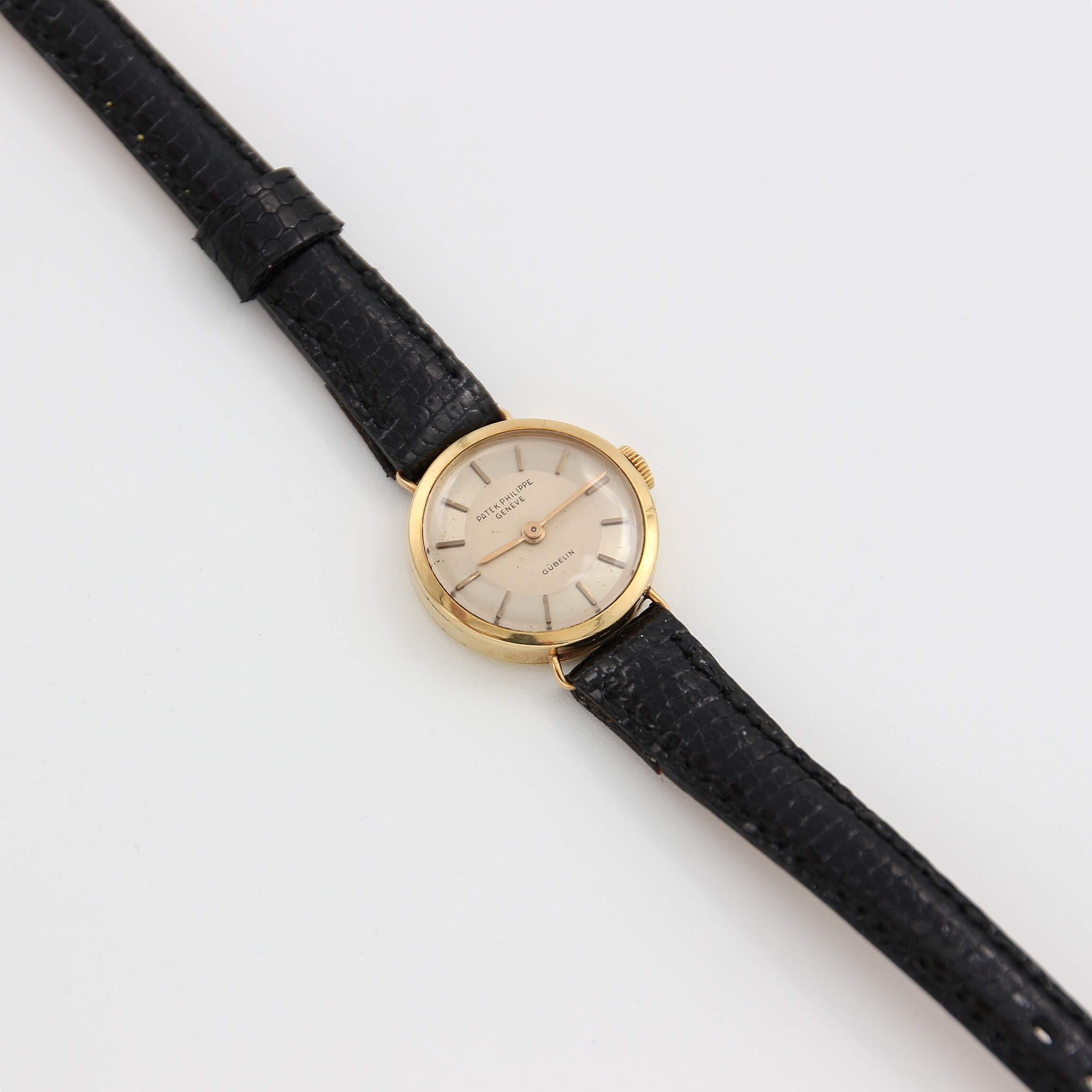 Patek Philippe Calatrava Lady ref. 3245 18K Gold Case Rare Dial Signed ...