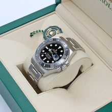 Charger l&#39;image dans la galerie, Rolex Submariner Date ref. 126610LN - Full Set
