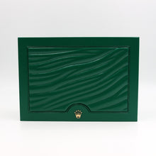 Cargar imagen en el visor de la galería, Modern Rolex box design &quot;Waved&quot; for Rolex Submariner, Rolex Daytona, Rolex Datejust, Rolex Oyster Perpetual, Rolex Explorer.
