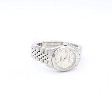 Carica l'immagine nel visualizzatore di Gallery, Rolex Datejust Mid-Size ref. 78240 - Silver Dial - Jubilee Bracelet
