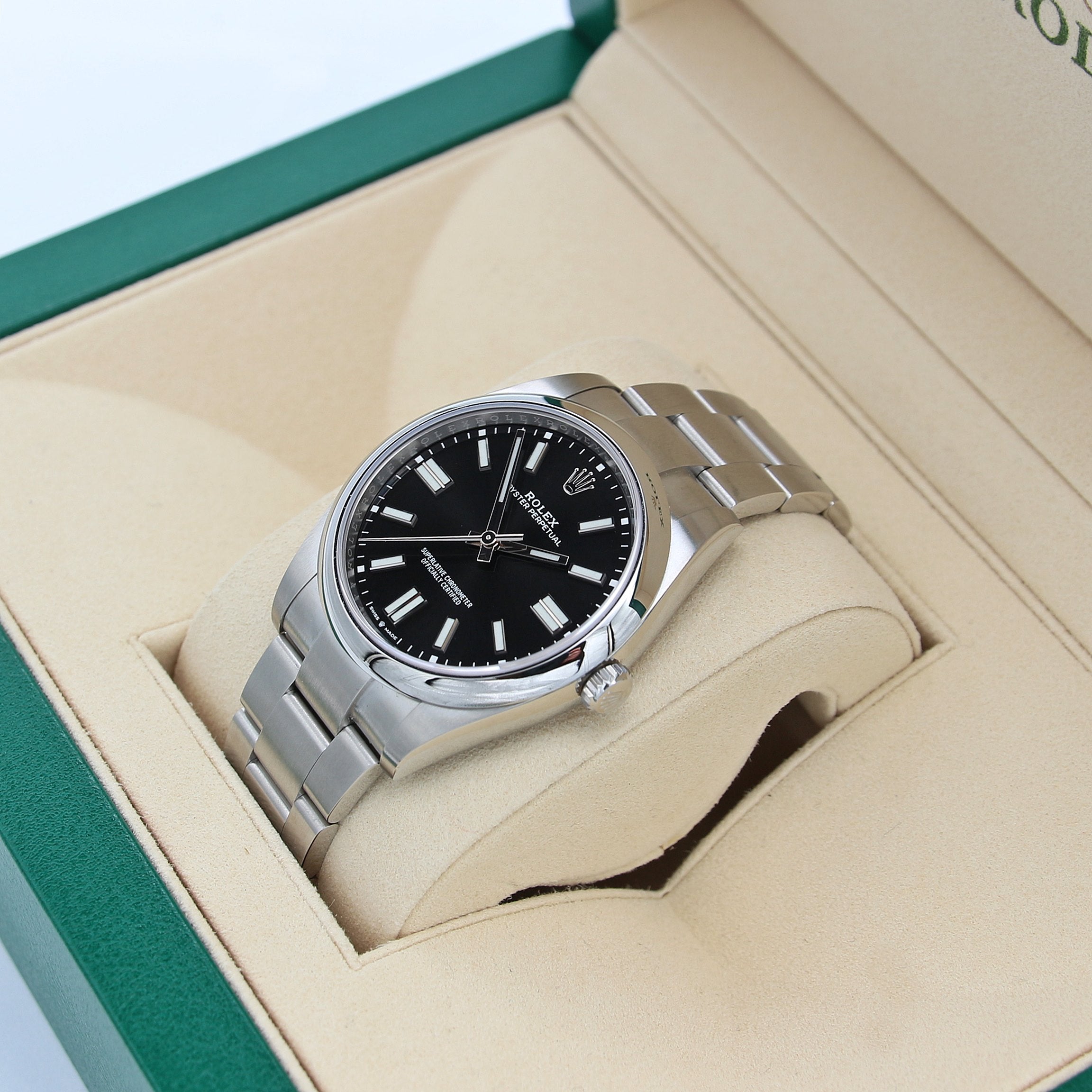 Rolex Oyster Perpetual 41mm ref. 124300 Black Dial - Full Set