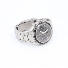 Bild in Galerie-Viewer laden, Omega Speedmaster Date Grey ref. 323.30.40.40.06.001
