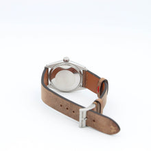Load image into Gallery viewer, Rolex Date ref. 1500 - Silver Dial
